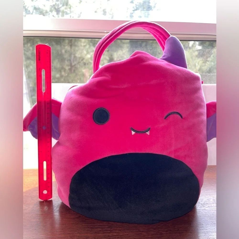 Wakisha The Pink Devil Squishmallow Halloween Trick Or Treat Pail Large EUC Soft